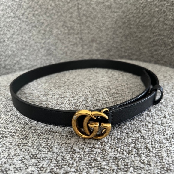 Gucci Marmont thin Belt with Gold GG Buckle - Picture 6 of 11